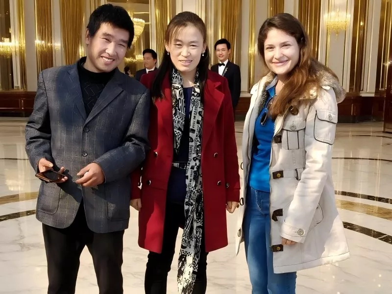 Accoglienza calorosa per i clienti esteri: rafforzamento delle partnership a lungo termine